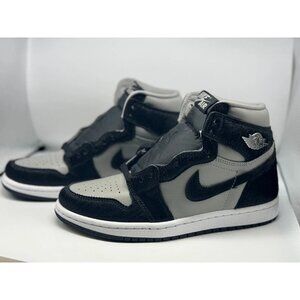 Air Jordan 1 Retro High OG‎ Twist 2.0 Medium Grey (W) DZ2523-001 SZ 6.5 Women's